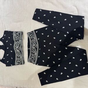 Bandier Black Paisley Leggings